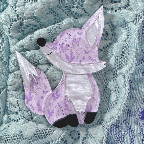 Lavender the Fox 🦊 - Brooch