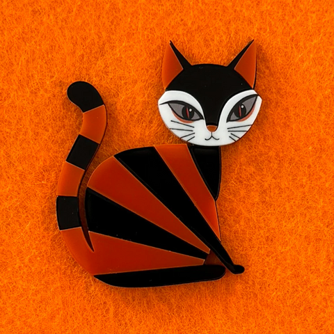 Pumpkin Cat Brooch